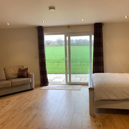 Plumptons Farm Holiday Lodges Colchester Esterno foto